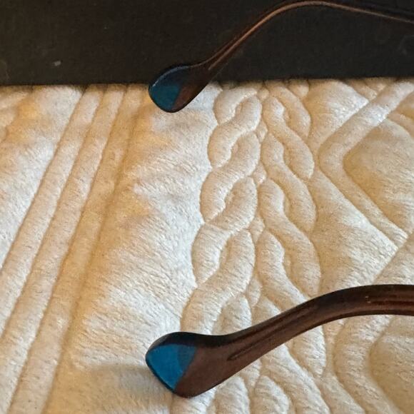 Anne et Valentin Blue and Brown and cross hatch handmade gorgeous frames - Picture 8 of 11